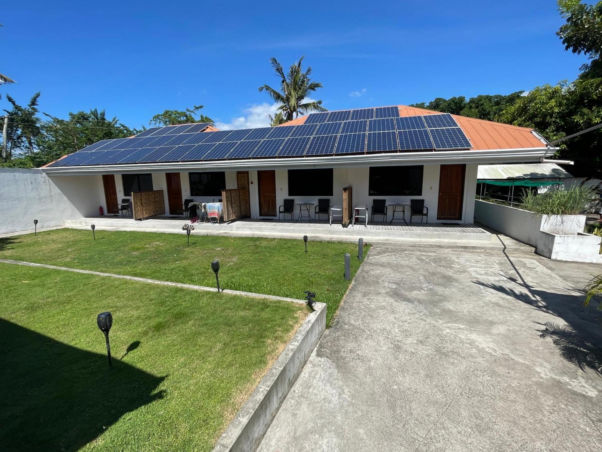 Parrot Resort Moalboal Room photo